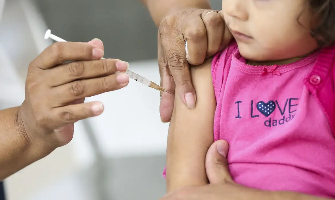 Santa Catarina implementa “Dose Zero” contra o sarampo em bebês de 6 a 11 meses (Foto: Marcelo Camargo/Agência Brasil)