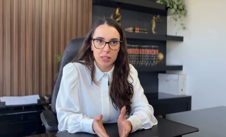 Fernanda destacou outras maneiras de resolver assuntos pessoais (Foto: Henrique Paulo )