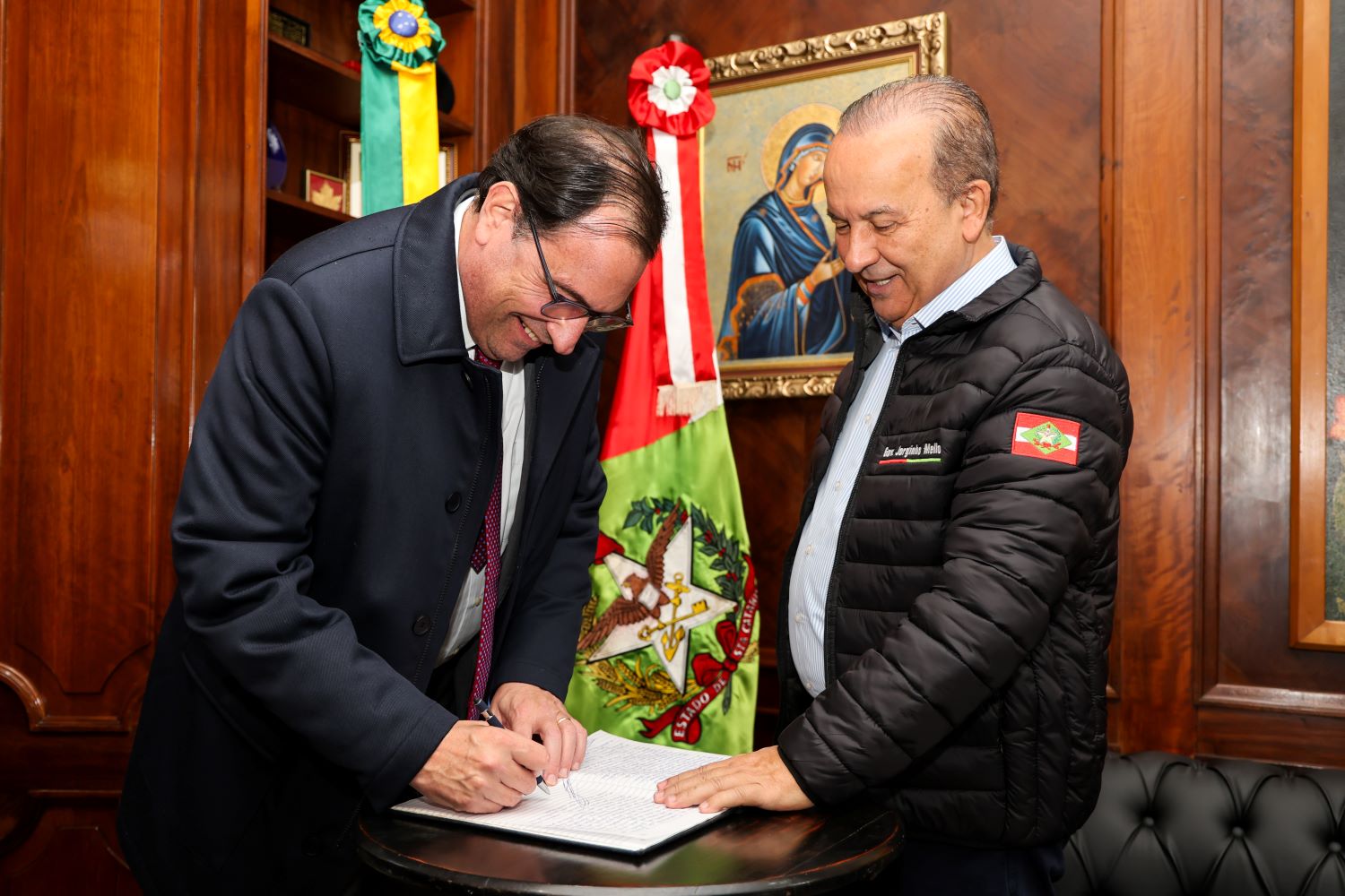 Após 11 dias na Ásia, Jorginho retoma governo de Santa Catarina