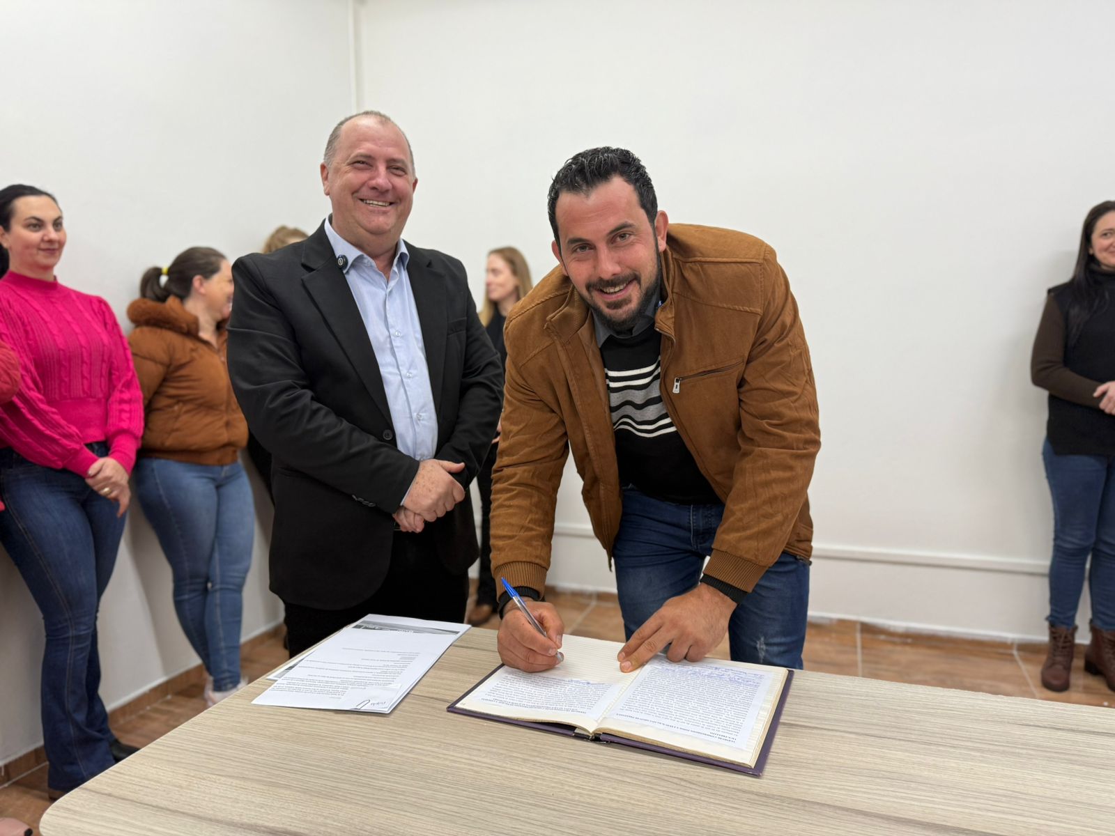 Vice Douglas Kviatkoski assume interinamente o comando da prefeitura de Sul Brasil