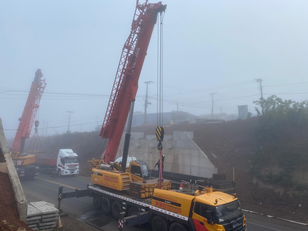 BR-282 será fechada em Pinhalzinho para instalação da estrutura dos viadutos