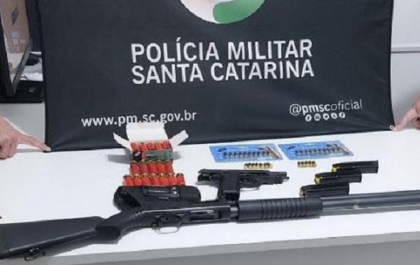 "Tiro para todos os lados" em Nova Itaberaba