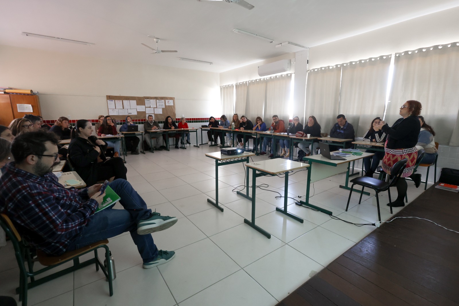 Santa Catarina promove capacitação para mais de 35 mil educadores