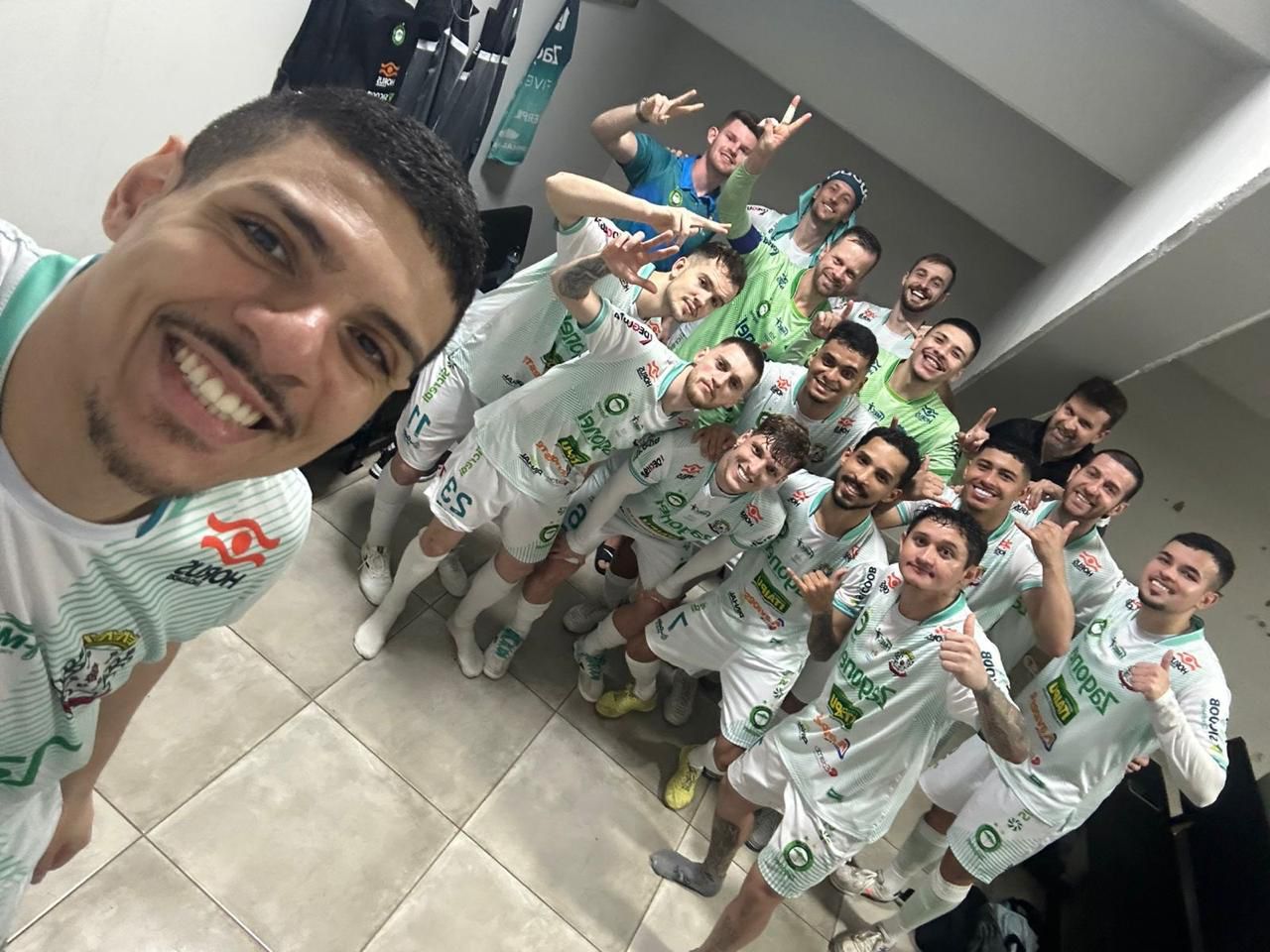 Pinhalense Futsal Zagonel vence e garante vaga nas quartas da Copa SC