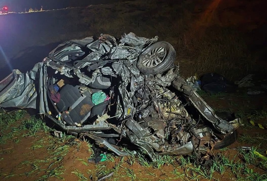 Cinco mortos em violenta colisão no Paraná