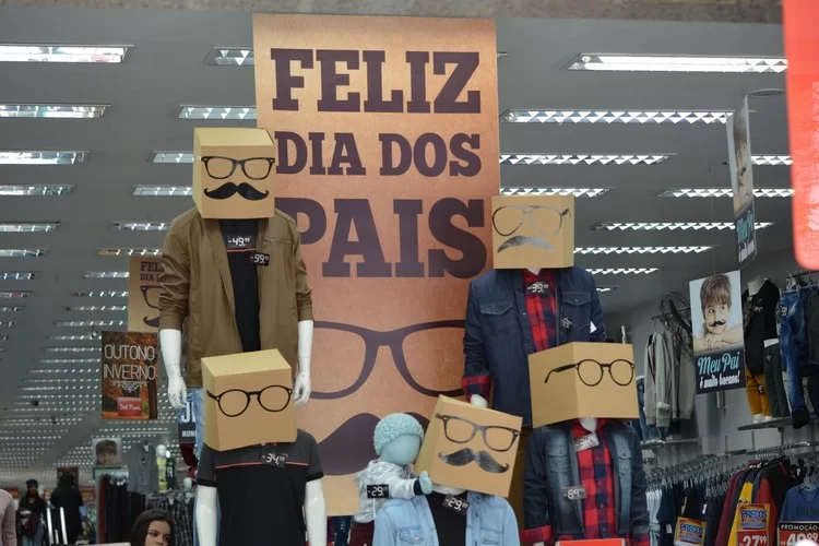 Vendas do Dia dos Pais devem crescer, mas otimismo não atinge a maioria do comércio
