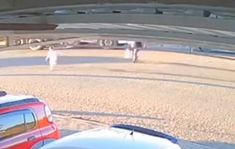 VÍDEO! Menina morre ao ser arremessada a 25 metros