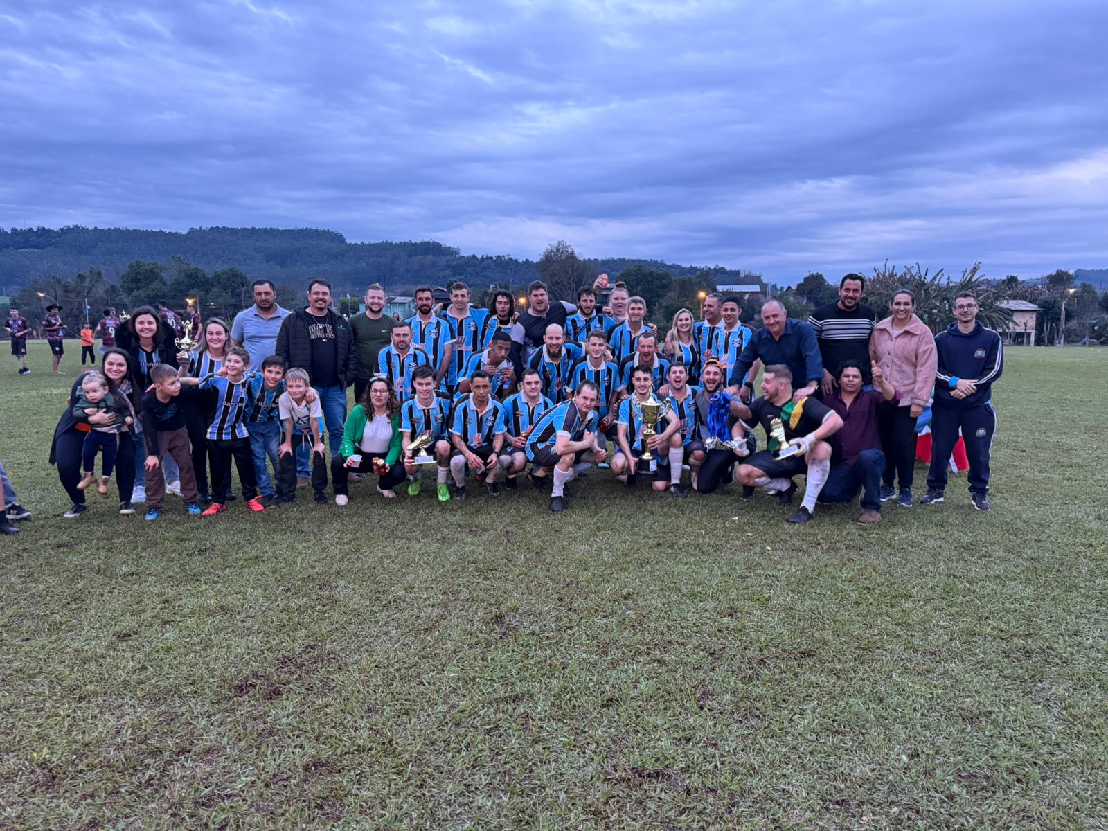 Grêmio conquista o título do Campeonato Municipal de Campo - Taça Plantimar de Sul Brasil (Foto: Ascom)