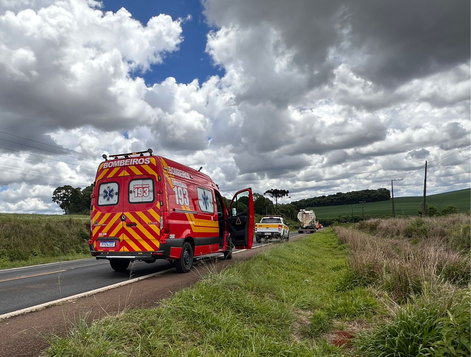 Pedestre se atira e acaba arrastado em Xanxerê